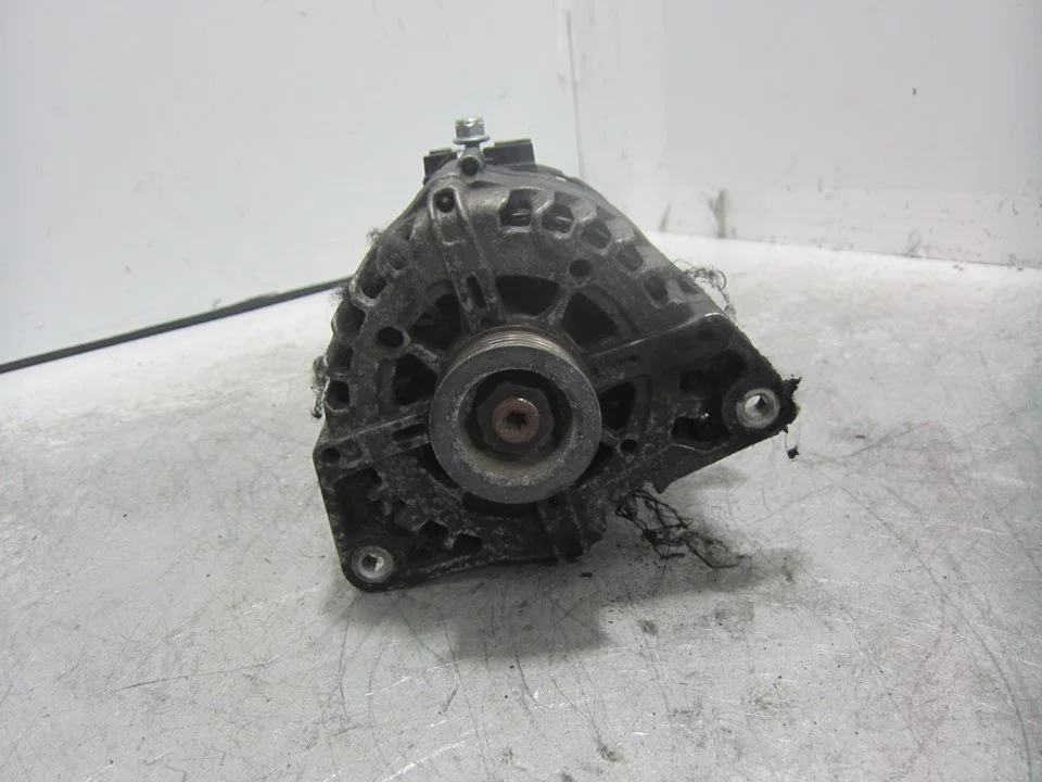 Foto de ALTERNADOR MERCEDES-BENZ CLASE E (BM 238) COUPE 2.0 CDI CAT (194 CV / 143 KW) referencia A0009063903