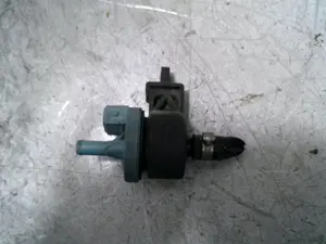 Foto de VALVULA DE VACIO VOLKSWAGEN LUPO (6X1/6E1) 1.4 16V (75 CV / 55 KW) referencia 535133459