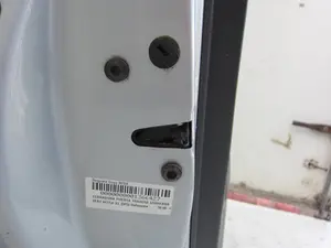 Foto de CERRADURA PUERTA TRASERA IZQUIERDA SEAT ALTEA XL (5P5) 1.9 TDI (105 CV / 77 KW) foto 2