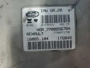 Foto de CENTRALITA MOTOR UCE RENAULT TWINGO I (C06) referencia HOM7700856784 foto 3