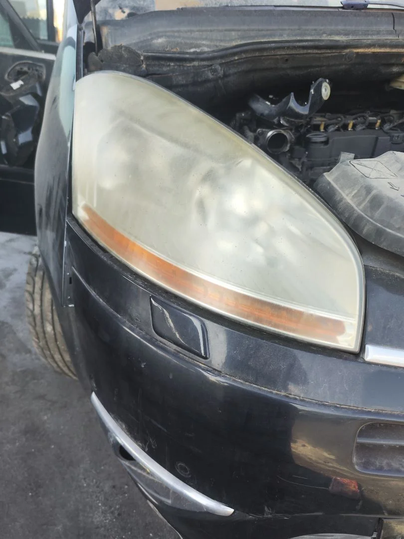 Foto de FARO DERECHO CITROEN GRAND C4 PICASSO 1.6 16V HDi FAP (109 CV / 80 KW) referencia 6206A8