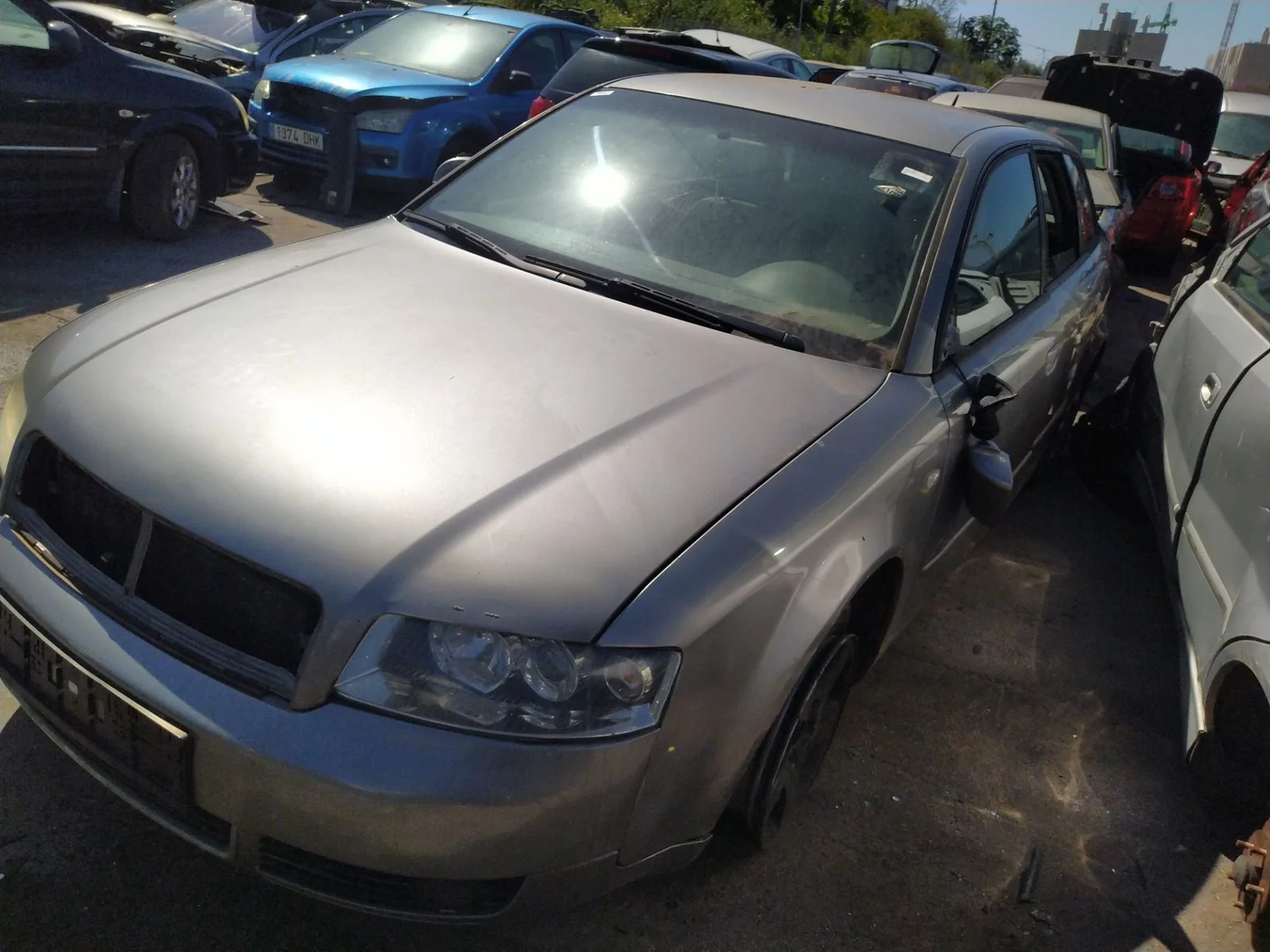 Foto de FARO ANTINIEBLA IZQUIERDO AUDI A4 AVANT (8E) 1.9 TDI (131 CV / 96 KW) referencia 8E0941699B