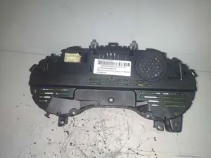 Foto de CUADRO INSTRUMENTOS MERCEDES-BENZ CLASE GLA (BM 156) 2.1 CDI CAT (136 CV / 100 KW) referencia A1569002202 foto 4