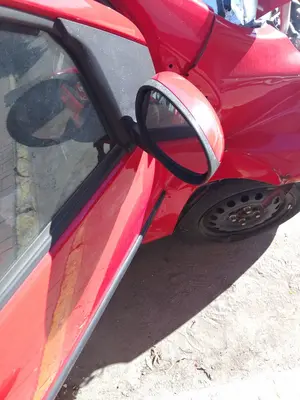 Foto de RETROVISOR DERECHO PEUGEOT 107 1.0 CAT (384F) (68 CV / 50 KW) foto 2