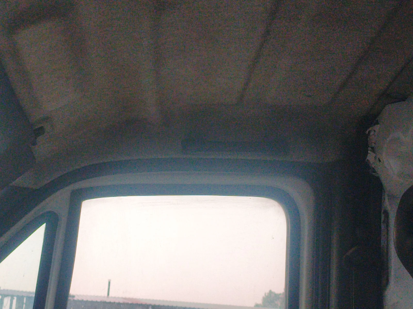 Foto de ASIDERO TECHO DELANTERO DERECHO CITROEN JUMPER FURGÓN 2.5 Diesel (86 CV / 63 KW)