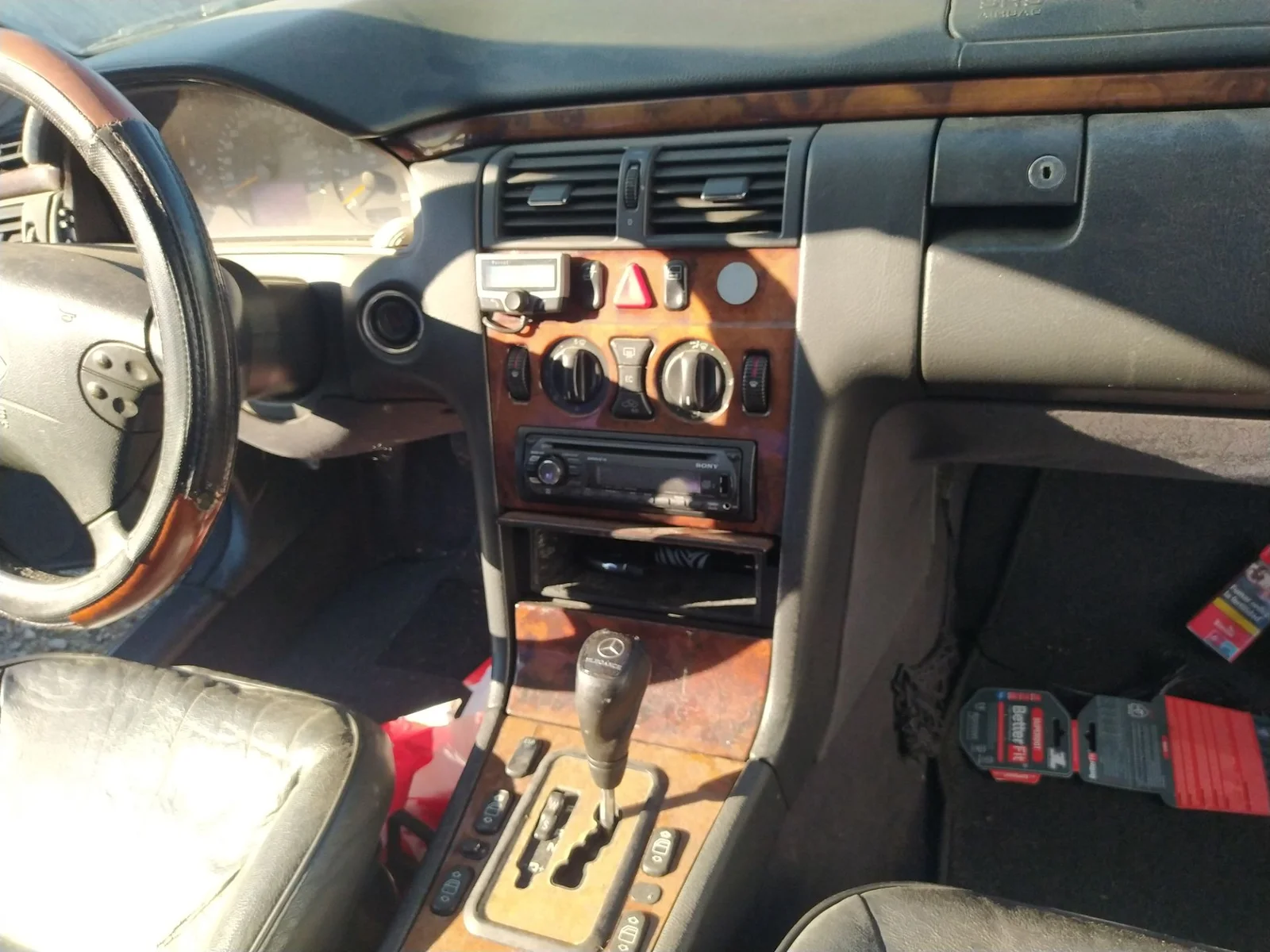 Foto de SISTEMA AUDIO / RADIO CD MERCEDES-BENZ CLASE E (BM 210) BERLINA 2.7 CDI 20V CAT (170 CV / 125 KW)