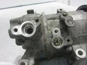 Foto de COMPRESOR AIRE ACONDICIONADO TOYOTA AVENSIS WAGON (T25) 2.2 D-CAT (177 CV / 130 KW) referencia GE4472209398 foto 4