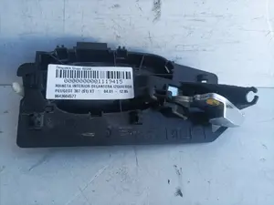 Foto de MANETA INTERIOR DELANTERA IZQUIERDA PEUGEOT 307 (S1)(04.2001) 2.0 16V CAT (136 CV / 100 KW) referencia 9643604577 foto 2