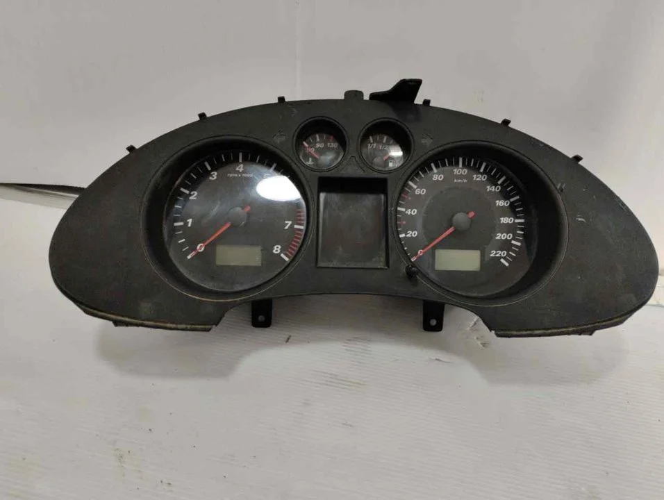 Foto de CUADRO INSTRUMENTOS SEAT CORDOBA BERLINA (6L2) 1.4 16V (101 CV / 74 KW) referencia 6L0920801XFKZ