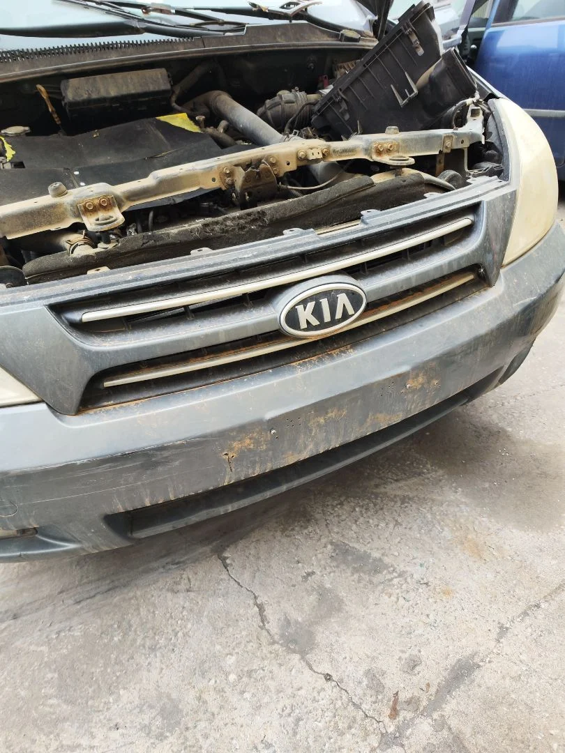 Foto de REJILLA DELANTERA KIA CARNIVAL 2.9 CRDi CAT (185 CV / 136 KW) referencia 863544D100
