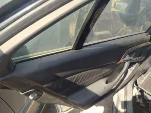 Foto de MANDO ELEVALUNAS TRASERO IZQUIERDO MERCEDES-BENZ CLASE S (BM 220) BERLINA 5.0 V8 24V CAT (306 CV / 225 KW)