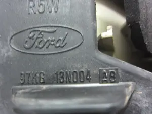 Foto de PILOTO TRASERO DERECHO FORD KA (CCQ) 1.3 CAT (60 CV / 44 KW) referencia 97KG13N004 foto 5