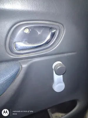 Foto de MANETA INTERIOR TRASERA IZQUIERDA SUZUKI IGNIS (RG/FH) 1.3 CAT (83 CV / 61 KW)