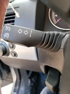 Foto de MANDO INTERMITENTES OPEL ASTRA H BERLINA