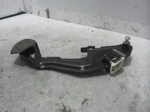 Foto de PEDAL FRENO CITROEN C4 CACTUS 1.2 12V VTi (82 CV / 60 KW) referencia 9653940880 foto 2