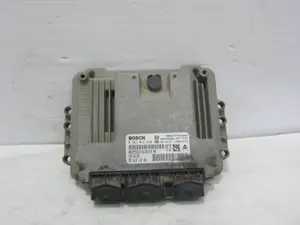 Foto de CENTRALITA MOTOR UCE PEUGEOT PARTNER TEPEE 1.6  (90 CV / 66 KW) referencia 0281012620