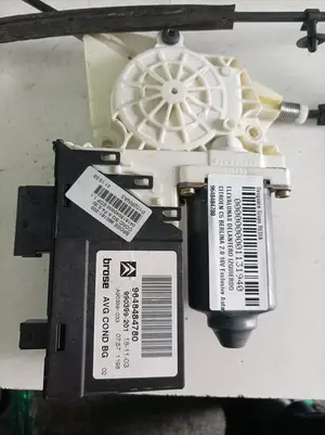 Foto de ELEVALUNAS DELANTERO IZQUIERDO CITROEN C5 BERLINA 2.0 16V CAT (RFN / EW10J4) (136 CV / 100 KW) referencia 9648484780 foto 2