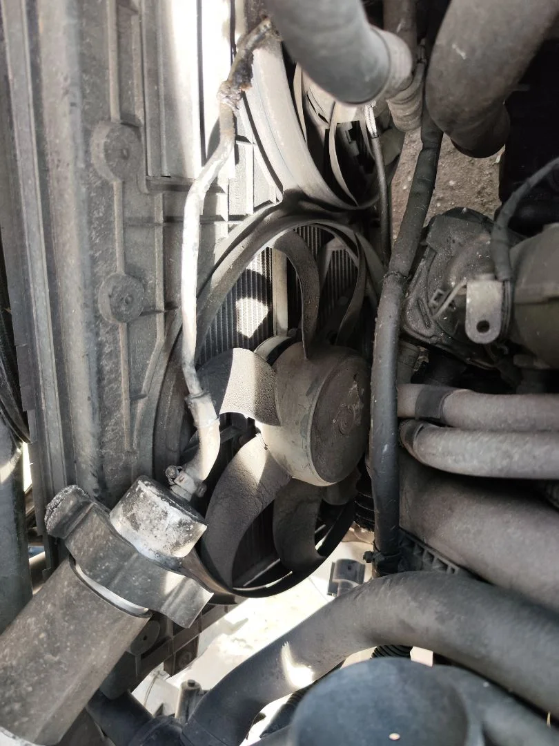 Foto de ELECTROVENTILADOR VOLKSWAGEN CADDY (2K)(02.2004) 1.9 TDI (BSU) (75 CV / 55 KW)