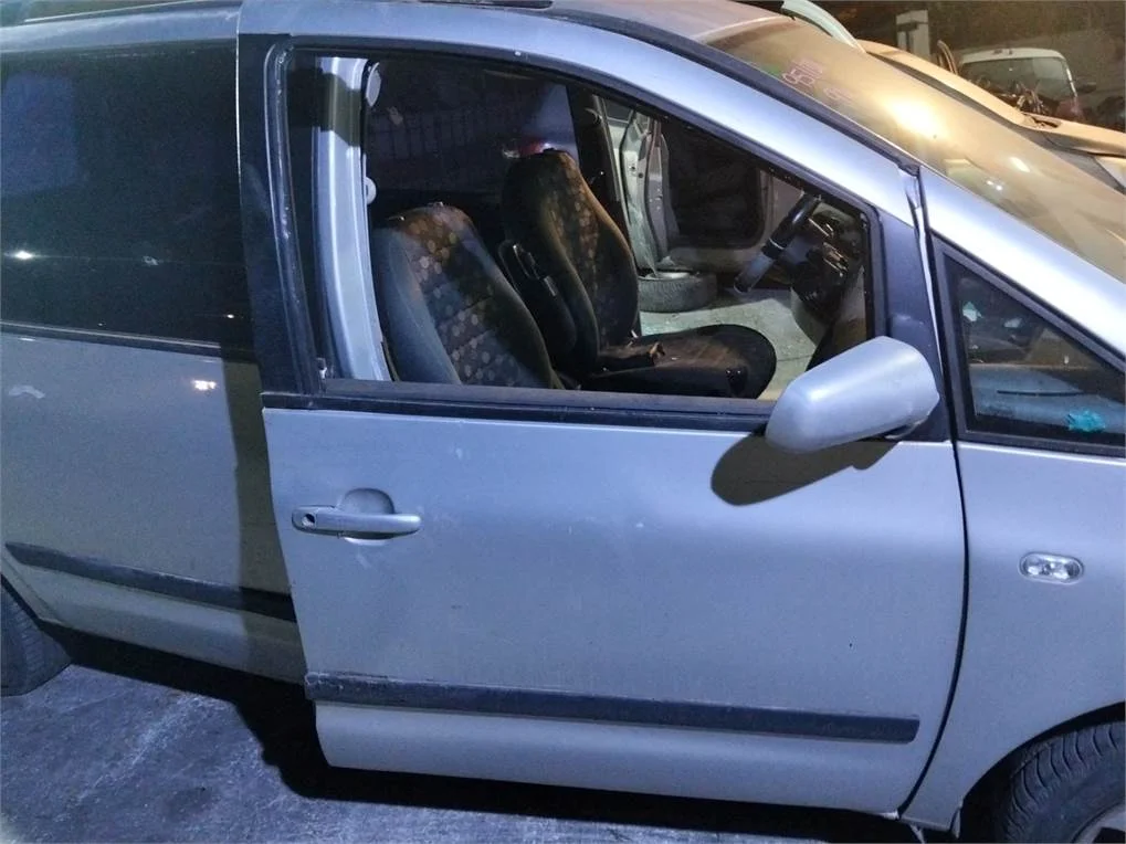 Foto de PUERTA DELANTERA DERECHA SEAT ALHAMBRA (7V9)