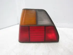Foto de PILOTO TRASERO IZQUIERDO VOLKSWAGEN GOLF II (191/193) 1.8 16V (KR) (139 CV / 102 KW) referencia 191945257 foto 1