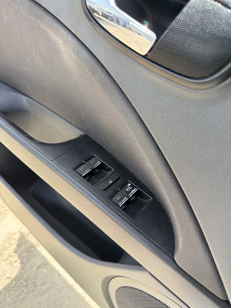Foto de MANDO ELEVALUNAS DELANTERO IZQUIERDO SEAT LEON (1P1)