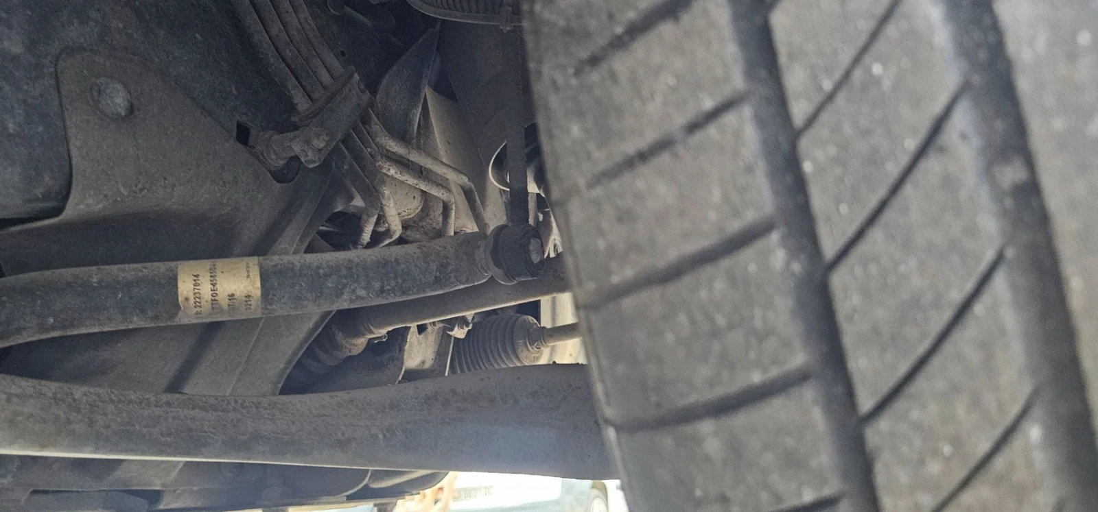 Foto de BRAZO SUSPENSION DELANTERO DERECHO LAND ROVER RANGE ROVER SPORT 3.6 TD V8 (272 CV / 200 KW)