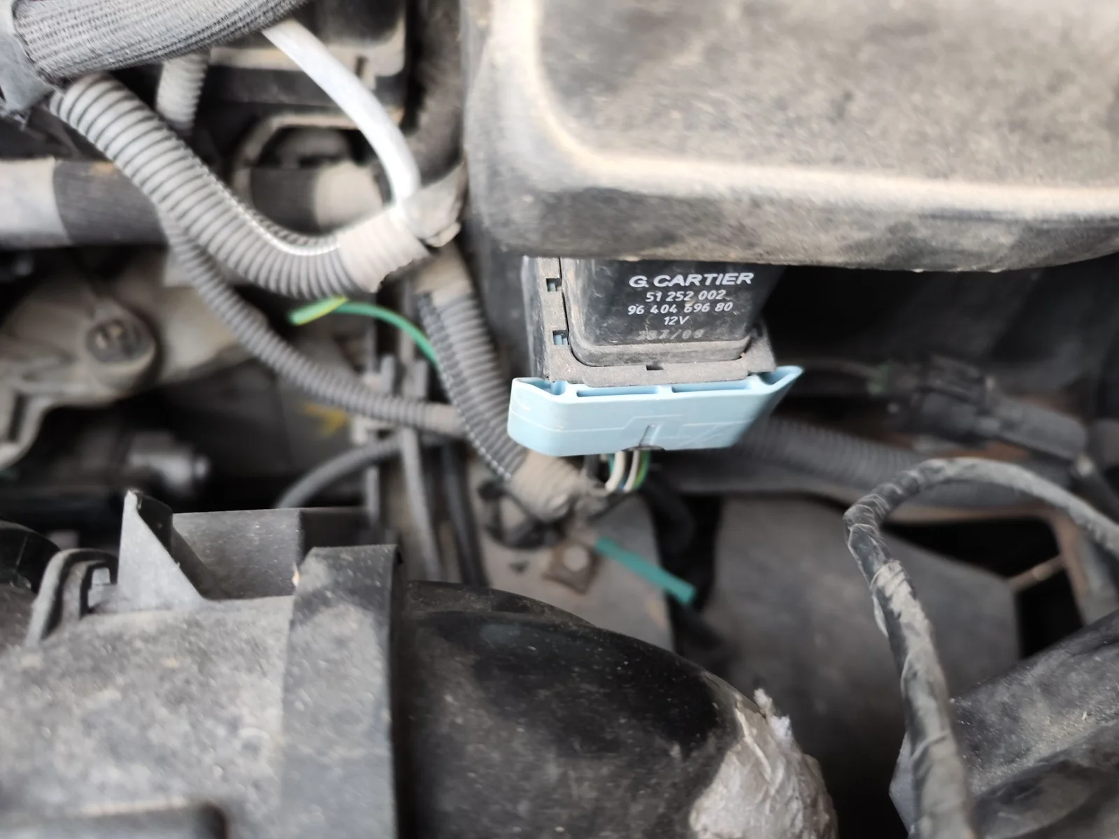 Foto de CAJA PRECALENTAMIENTO PEUGEOT 5008 1.6 HDi FAP CAT (9HZ / DV6TED4) (109 CV / 80 KW)