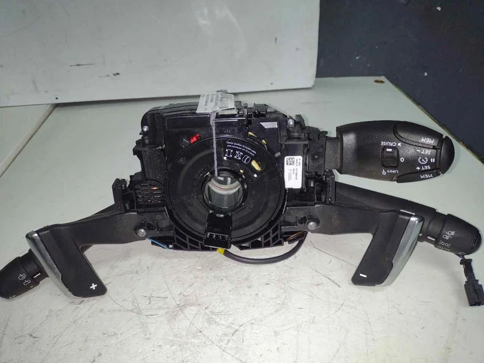 Foto de MANDO MULTIFUNCION PEUGEOT RIFTER 1.5 Blue-HDI FAP (131 CV / 96 KW) referencia 10115993