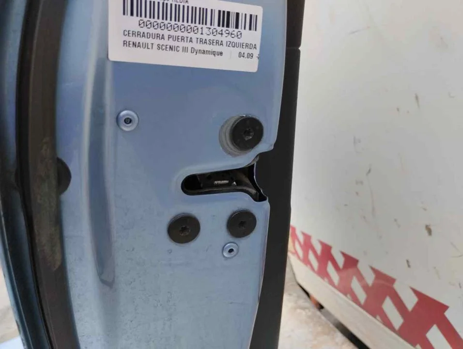 Foto de CERRADURA PUERTA TRASERA IZQUIERDA RENAULT SCENIC III (JZ) 1.5 dCi Diesel (106 CV / 78 KW)