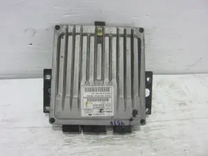 Foto de CENTRALITA MOTOR UCE RENAULT CLIO III 1.5 dCi Diesel (68 CV / 50 KW) referencia 8200399038