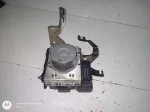Foto de ABS RENAULT CLIO IV 1.5 dCi Diesel FAP (90 CV / 66 KW) referencia 476605492