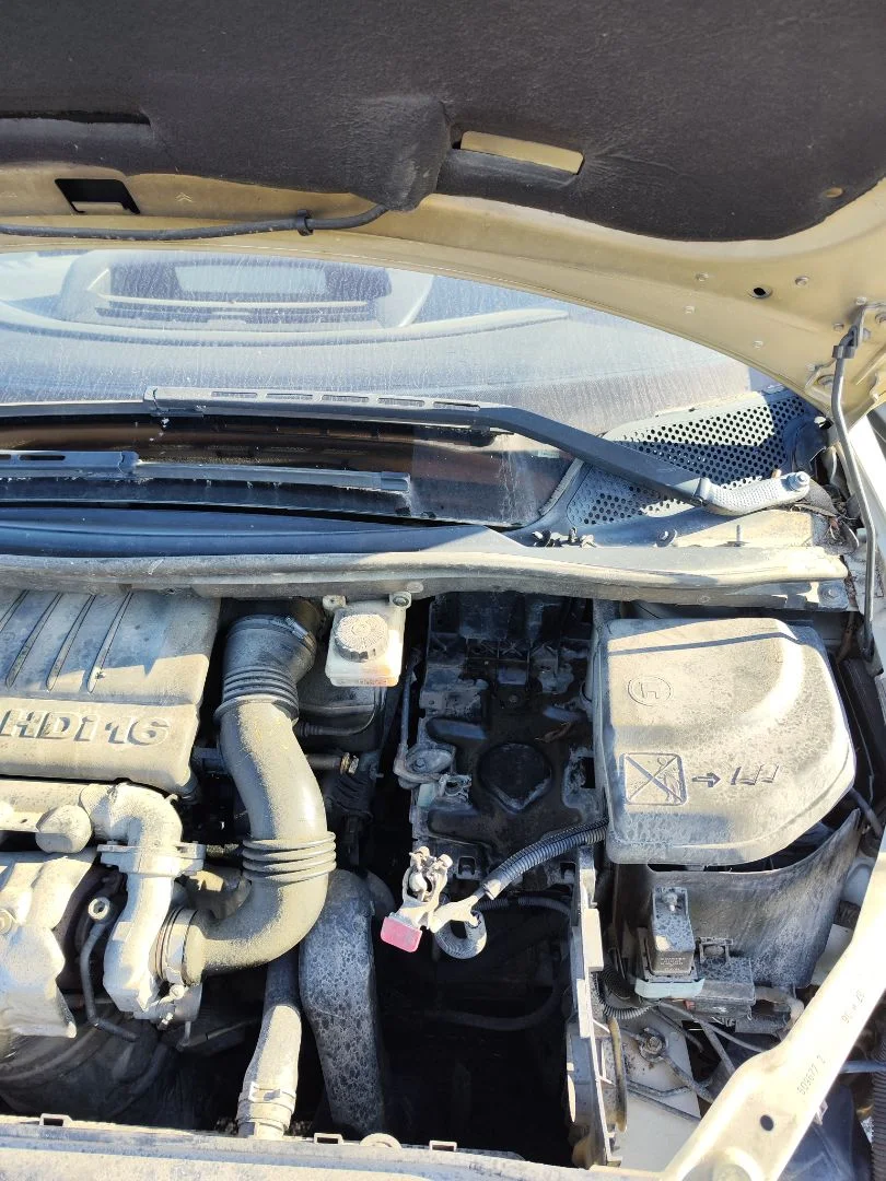 Foto de BRAZO LIMPIA DELANTERO IZQUIERDO CITROEN C4 BERLINA 1.6 16V HDi (90 CV / 66 KW)