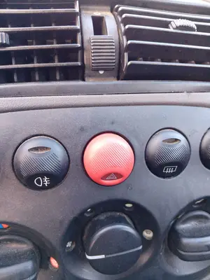 Foto de WARNING FIAT SEICENTO (187) 0.9 CAT (39 CV / 29 KW)