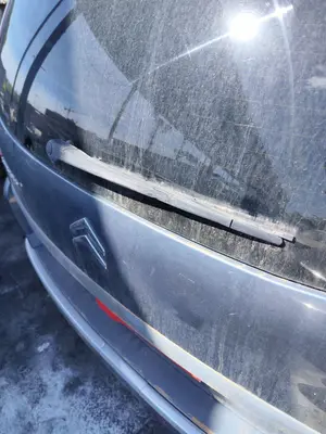 Foto de BRAZO LIMPIA TRASERO CITROEN GRAND C4 PICASSO 1.6 16V HDi FAP (109 CV / 80 KW)