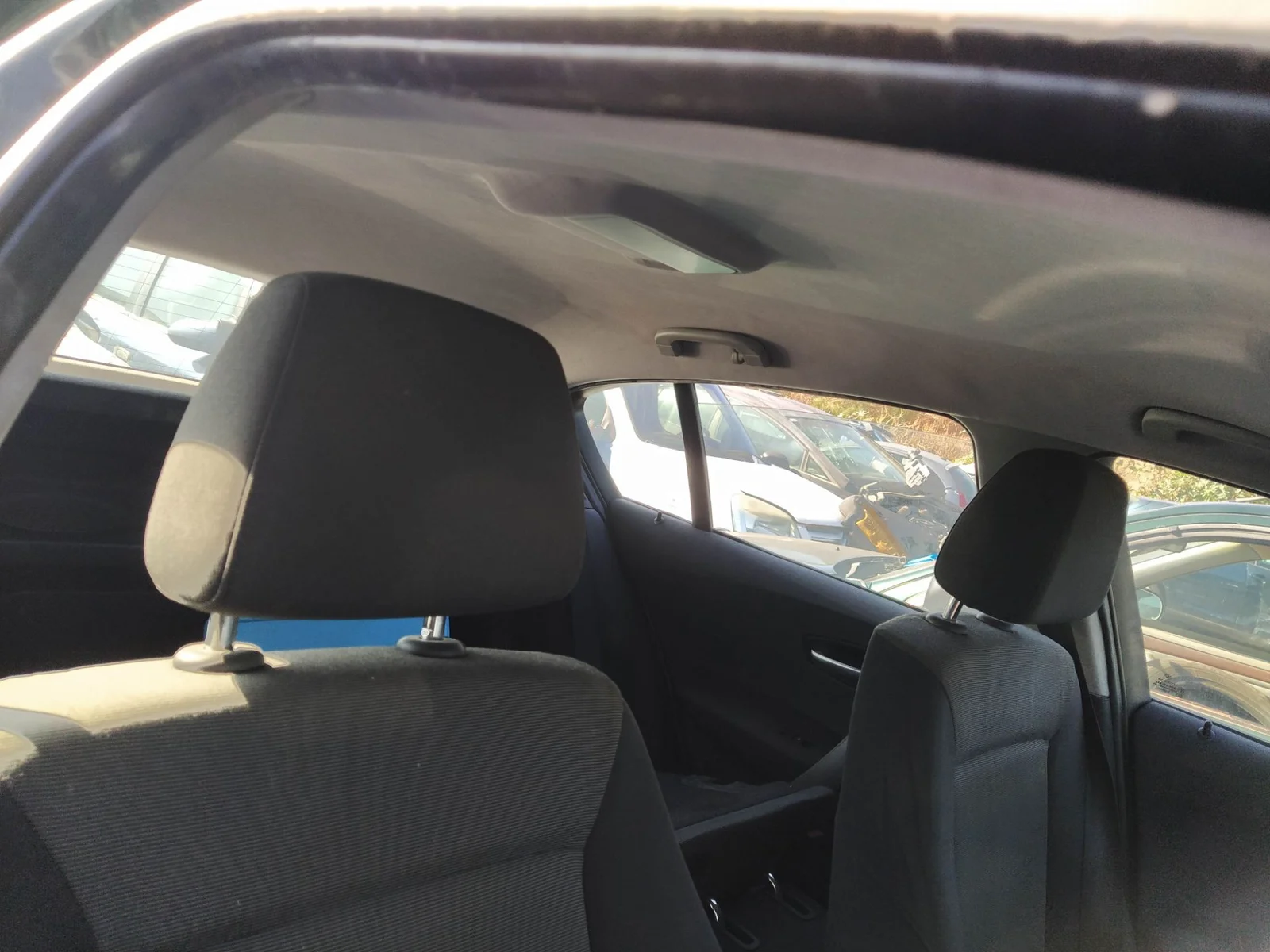 Foto de ENGANCHE CINTURON TRASERO CENTRAL BMW SERIE 1 BERLINA (E81/E87) 2.0 16V Diesel CAT (122 CV / 90 KW)