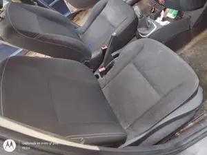 Foto de ASIENTO DELANTERO DERECHO RENAULT CLIO III 1.2 16V (75 CV / 55 KW)