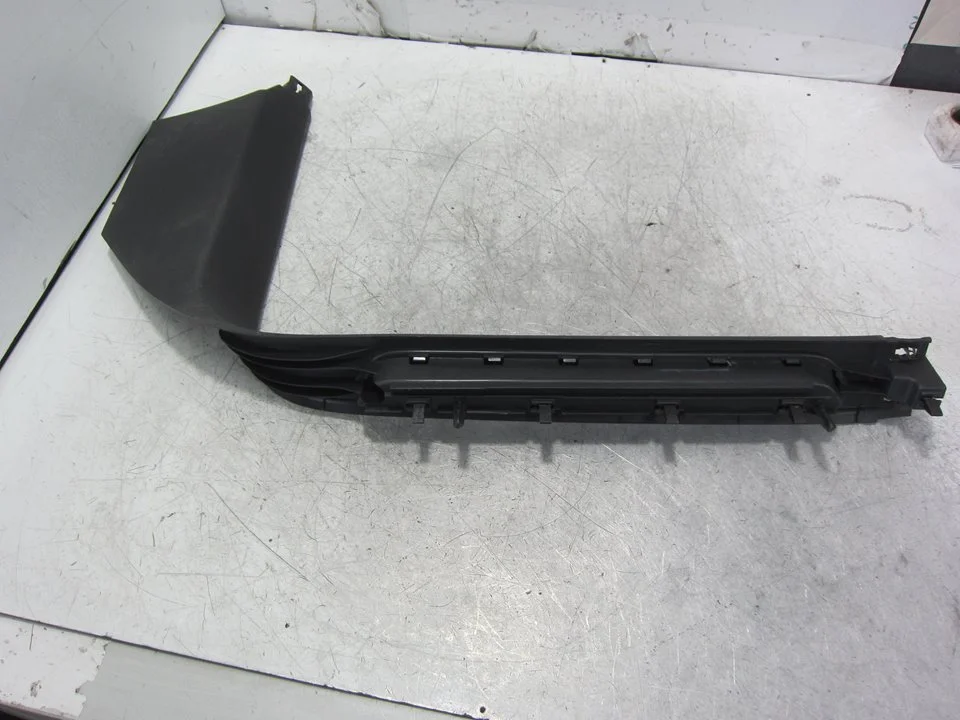 Foto de MOLDURA PORSCHE CAYENNE (TIPO 92A) referencia A053629