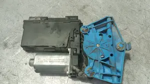 Foto de MOTOR ELEVALUNAS TRASERO IZQUIERDO AUDI A4 AVANT (8E) 3.0 V6 24V TDI (233 CV / 171 KW) referencia 8E0959801E foto 2