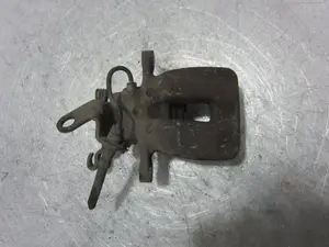 Foto de PINZA DE FRENO TRASERA DERECHA VOLKSWAGEN TOURAN (1T2) 1.9 TDI (105 CV / 77 KW) referencia 1K0615424M