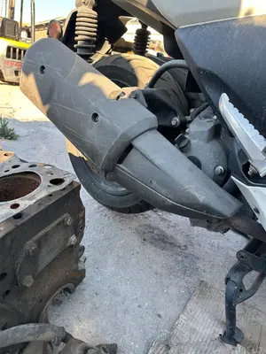Foto de TUBO ESCAPE COMPLETO YAMAHA X-MAX 300 292 cm3 - 20.6 kW (0 CV / 0 KW) foto 2