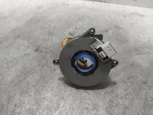 Foto de ANILLO AIRBAG FIAT CROMA (194) 1.9 8V JTD CAT (939A1000 / 192A8000) (120 CV / 88 KW) referencia 59001050 foto 3