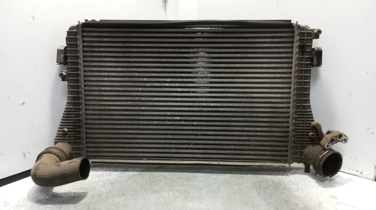 Foto de INTERCOOLER SEAT TOLEDO (5P2) 1.9 TDI (105 CV / 77 KW) referencia 1K0145803