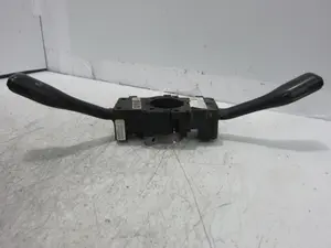 Foto de MANDO MULTIFUNCION SEAT LEON (1M1) 1.9 TDI (110 CV / 81 KW) referencia 8L0953513G foto 4