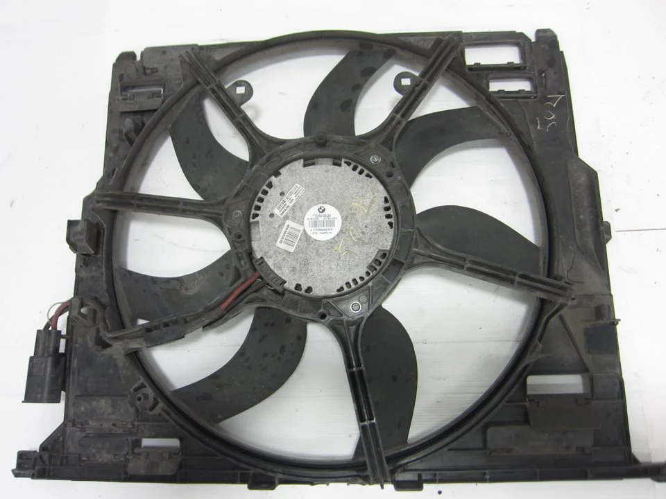 Foto de ELECTROVENTILADOR BMW SERIE 5 GRAN TURISMO (F07) 3.0 24V Turbo (306 CV / 225 KW) referencia 7726013523