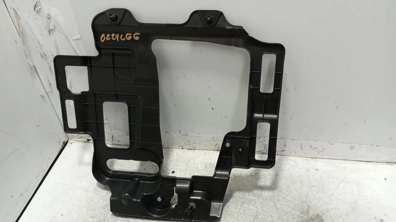 Foto de MOLDURA LAND ROVER RANGE ROVER EVOQUE 2.0 Td4 CAT (150 CV / 110 KW) referencia K8D2130B14A