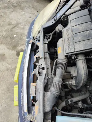 Foto de PANEL FRONTAL MERCEDES-BENZ CLASE A (BM 168) 1.4 CAT (82 CV / 60 KW)