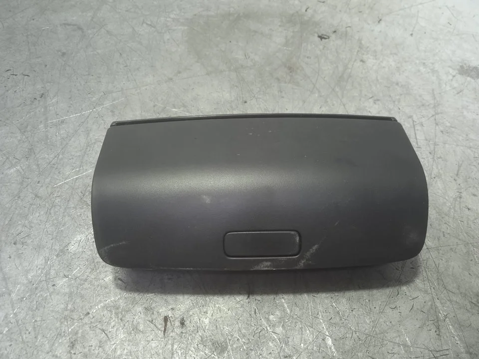 Foto de GUANTERA VOLKSWAGEN GOLF VI (5K1)(10.2008) 2.0 TDI DPF (170 CV / 125 KW) referencia 1K0868837G