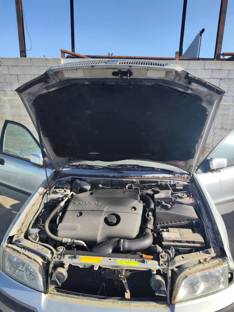 Foto de CAPO VOLVO S40 BERLINA 1.9 Diesel CAT (116 CV / 85 KW) referencia 30621340