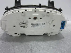 Foto de CUADRO INSTRUMENTOS VOLKSWAGEN POLO III (6N1) referencia 5392326600 foto 2