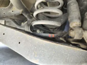 Foto de BRAZO SUSPENSION TRASERO DERECHO SKODA YETI (5L)(2009) 2.0 TDI (110 CV / 81 KW) referencia 1K0505311AB
